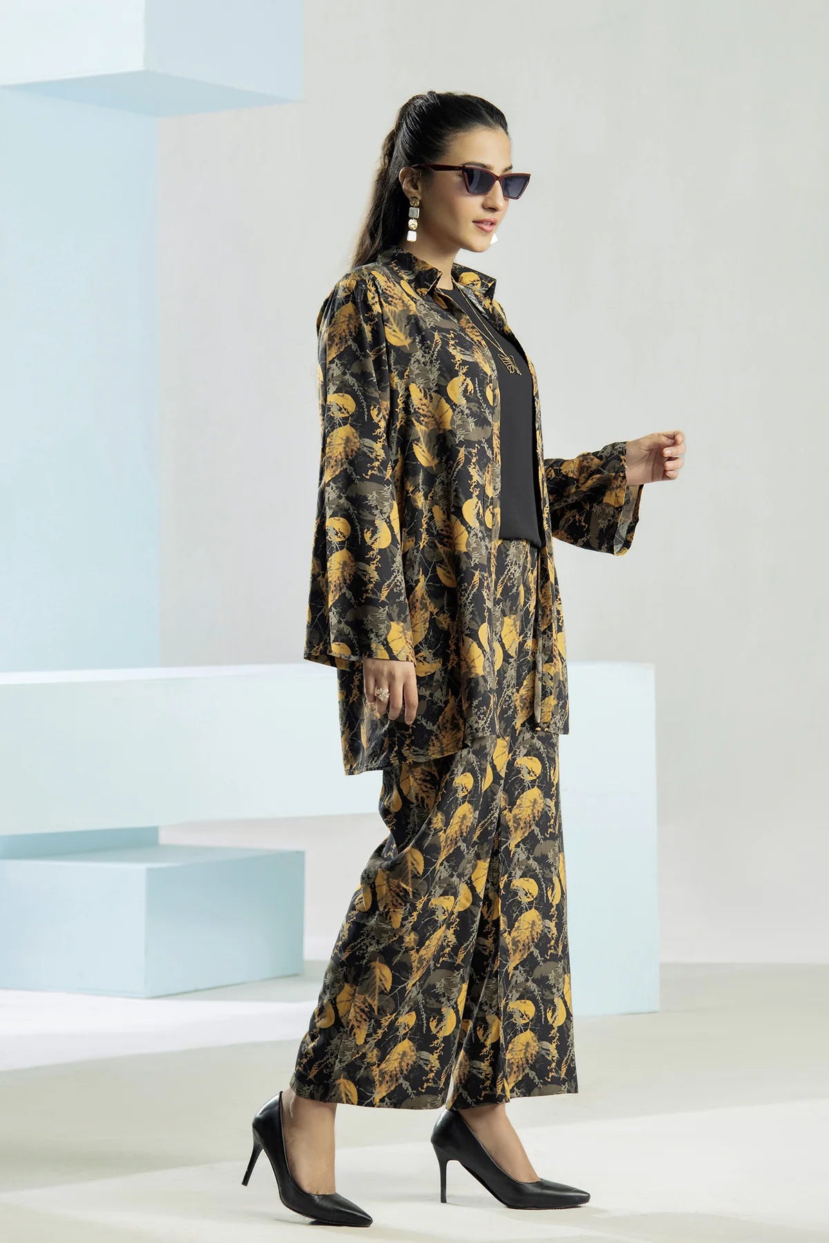 Comfort Floral Shrug 3 Piece CC01