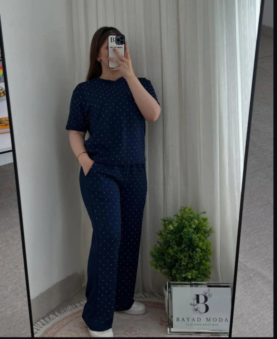 White Contrast Collar Style Western 2-Pcs Summer Dry-Fit Tracksuit For Her. WSTS-01