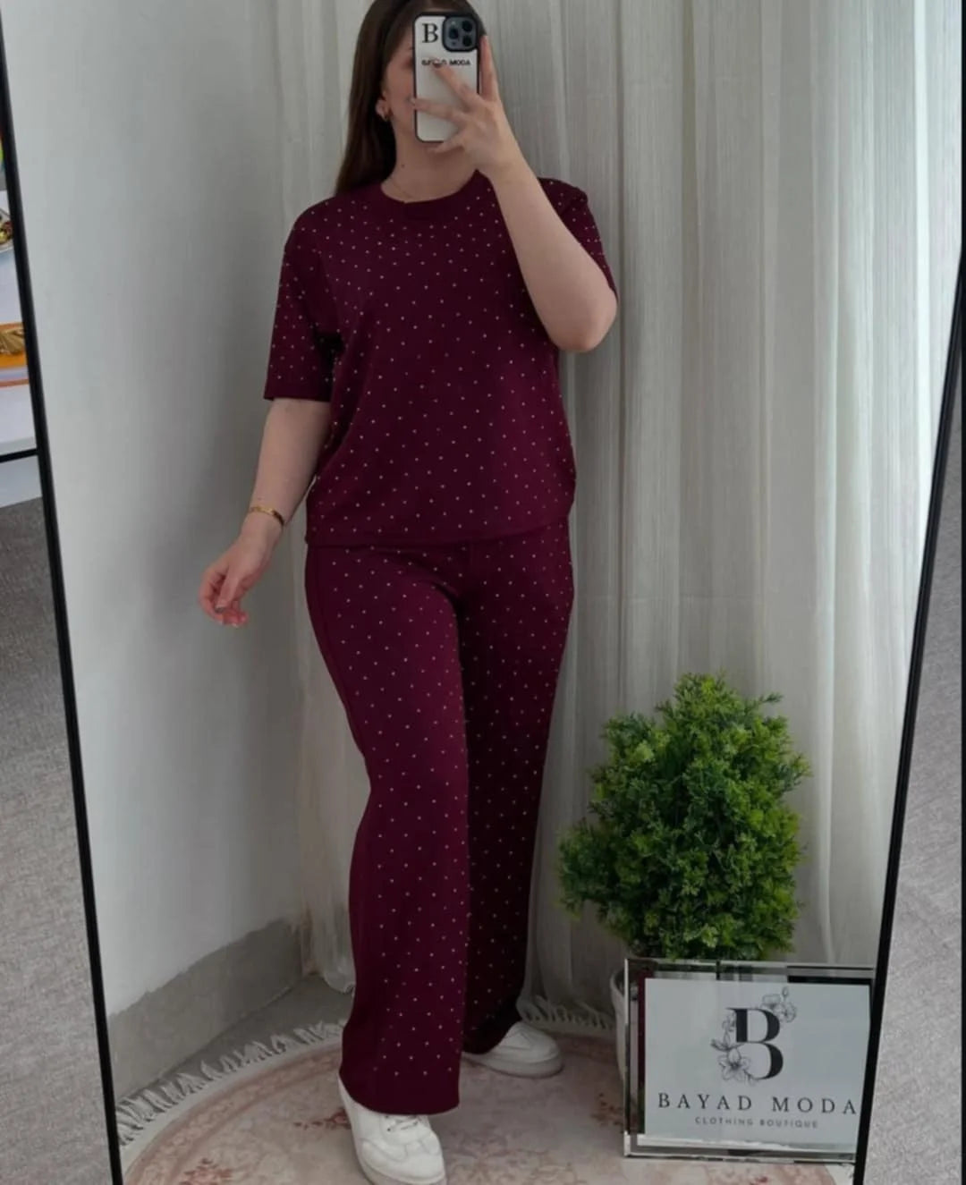 White Contrast Collar Style Western 2-Pcs Summer Dry-Fit Tracksuit For Her. WSTS-01